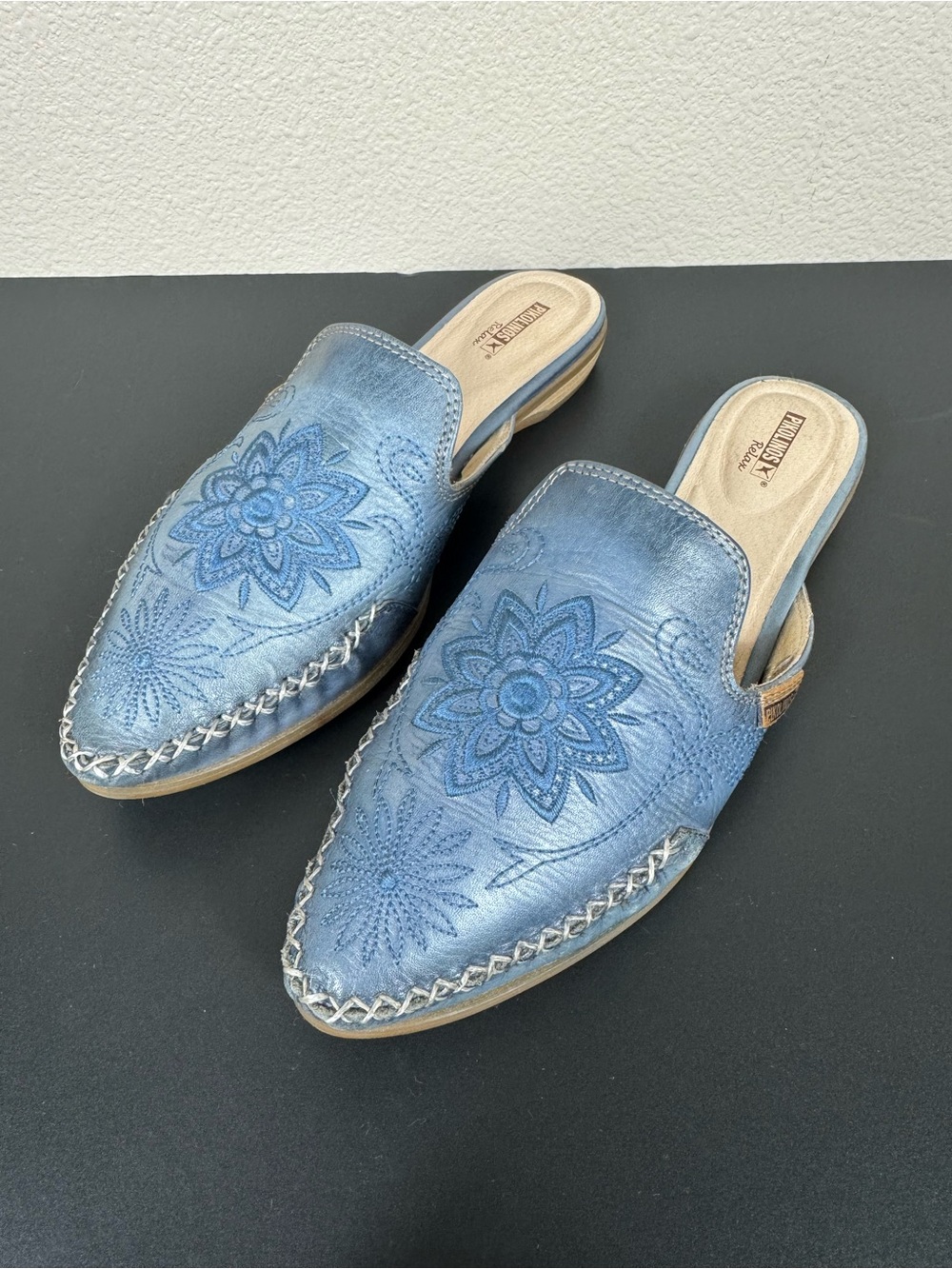 Pikolinos Bari Perforated Slip On Mules western Dusty Blue Leather embroidered